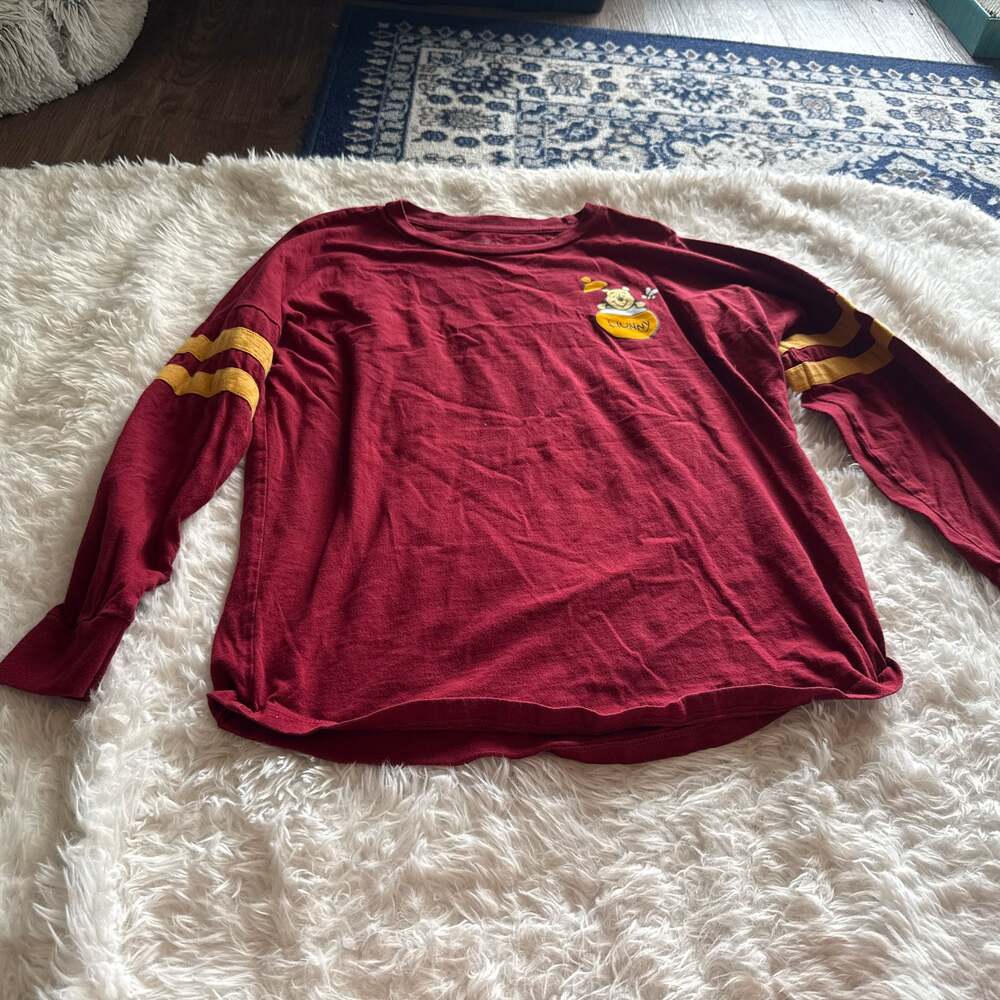 Disney Our Universe Winnie the Pooh Long Sleeve Small